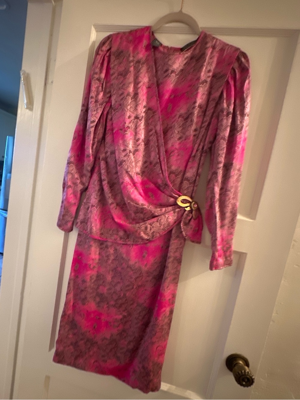Emanuel Ungaro Parallèle Paris Line: Silk Pink
from the 1980s or 1990s.